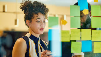 Future Skills (Foto: iStock/Yuri Arcurs Productions)